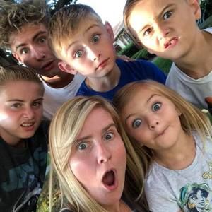 Meet your Posher, Dawn